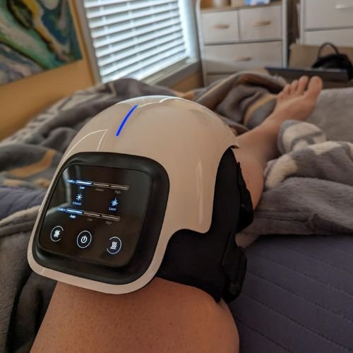 Customer using Norlume Therapy Wrap